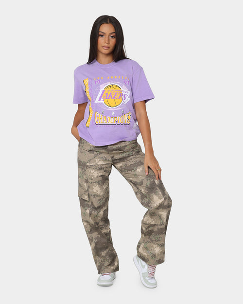 Mitchell & Ness Women's Los Angeles Lakers Vintage '91 Finals T-Shirt Faded Purple
