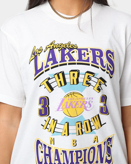 Mitchell & Ness Women's Los Angeles Lakers 3 Time NBA Champ Boxy Vintage T-Shirt Vintage White