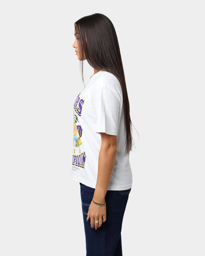 Mitchell & Ness Women's Los Angeles Lakers 3 Time NBA Champ Boxy Vintage T-Shirt Vintage White