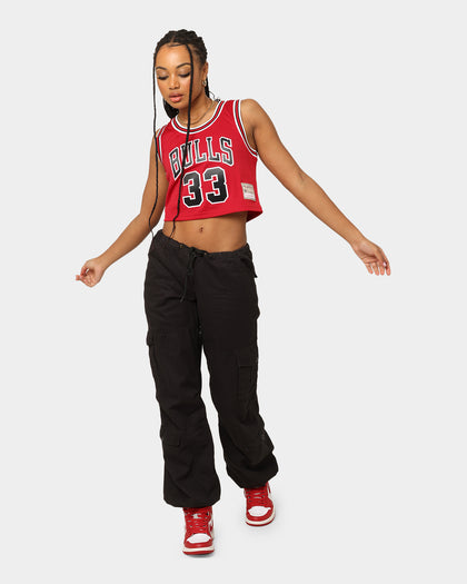 Mitchell & Ness Women's Chicago Bulls Scottie Pippen #33 NBA Cropped Jersey Red