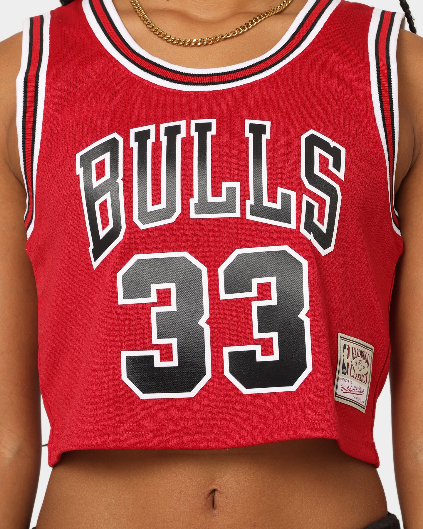 Mitchell & Ness Women's Chicago Bulls Scottie Pippen #33 NBA