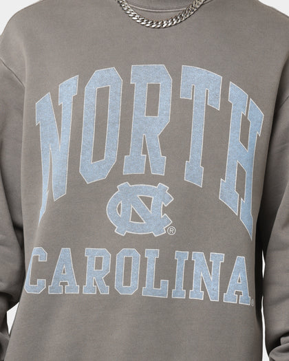 National Collegiate Athletic ASSC UNC Vintage Arch Crewneck Washed Moonless