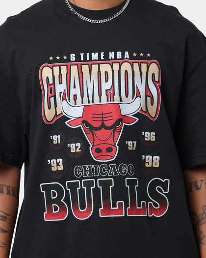 Mitchell & Ness Chicago Bulls Vintage Champ T-Shirt Black