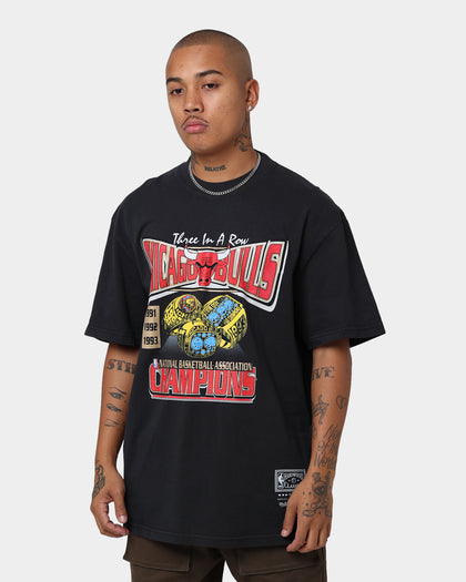 Mitchell & Ness Chicago Bulls Champion Tour T-Shirt Black