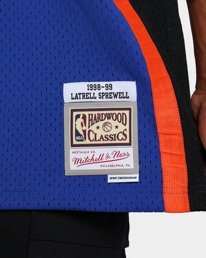 Mitchell & Ness New York Knicks Latrell Sprewell #8 '98-'99 Swingman Jersey Blue