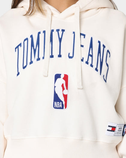 Tommy Jeans Women's Tommy Jeans X NBA W2 Hoodie Ancient White