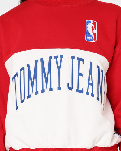 Tommy Jeans Women's Tommy Jeans X NBA W3 Crewneck Rustic Red