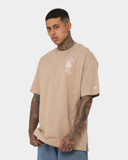 New Era Los Angeles Dodgers Mini Paisley T-Shirt Beige Over