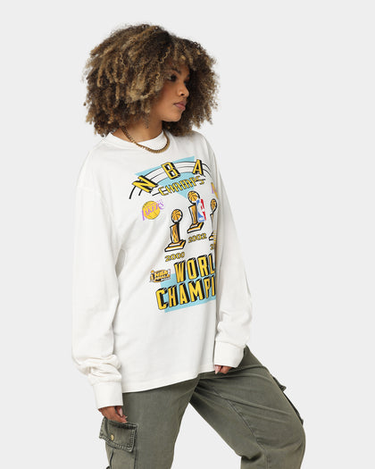 Mitchell & Ness Women's Los Angeles Lakers Three-Peat Long Sleeve T-Shirt Vintage White