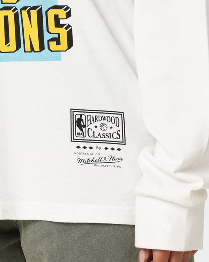 Mitchell & Ness Women's Los Angeles Lakers Three-Peat Long Sleeve T-Shirt Vintage White