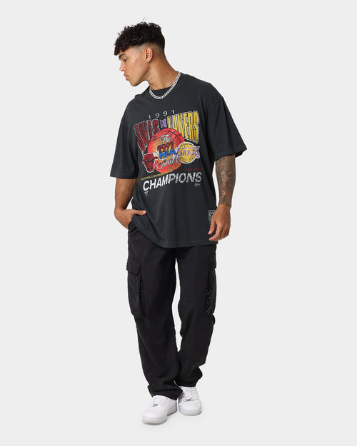 Mitchell & Ness Chicago Bulls Versus Los Angeles Lakers Finals Vintage T-Shirt Raven Black