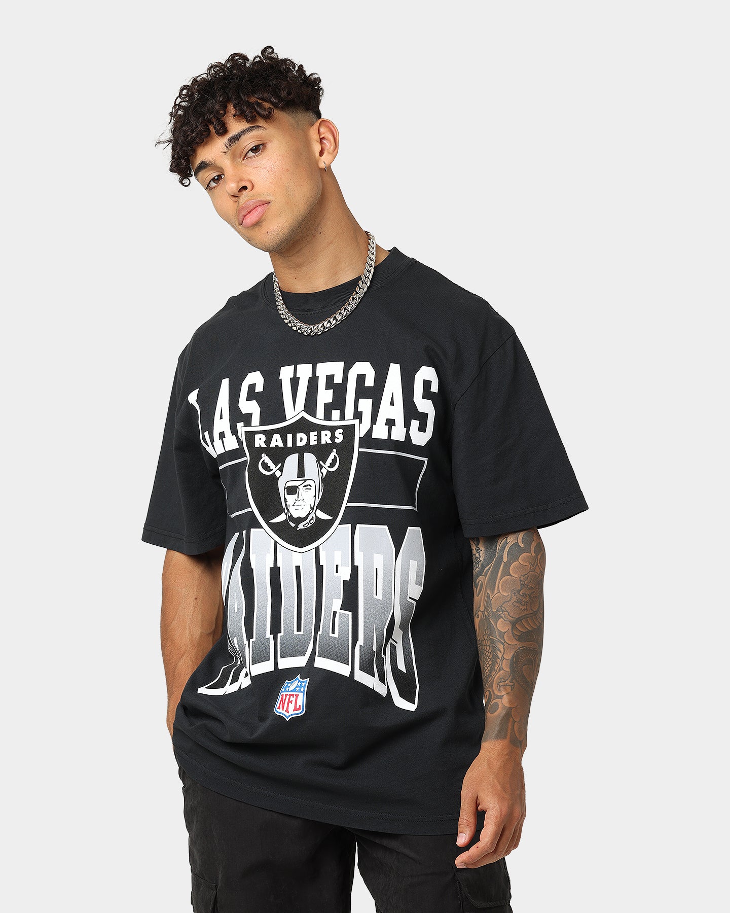 Majestic Athletic Las Vegas Raiders Vintage Sports Graphic T-Shirt