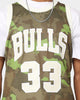 Mitchell & Ness Chicago Bulls '97-'98 Camo Swing Jersey Green Camo