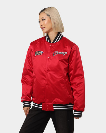 Mitchell & Ness Chicago Bulls Heavyweight Satin Jacket Scarlet