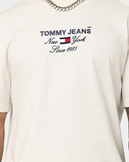 Tommy Jeans TJM Timeless Font T-Shirt Ancient White