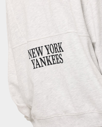 Majestic Athletic Women's New York Yankees Bat Wing Half Zip Crop Crewneck White Marle