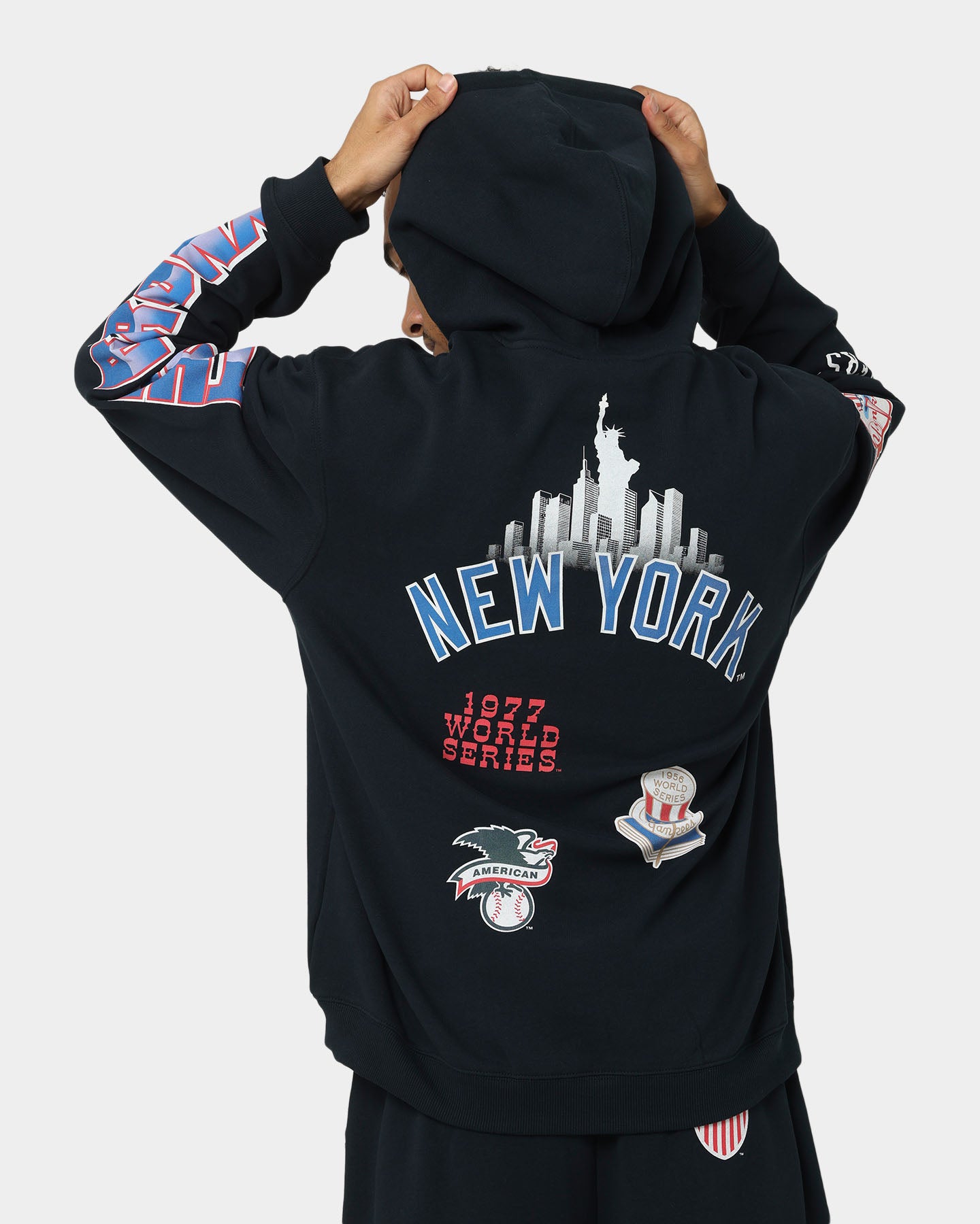Majestic Athletic New York Yankees Puff Print Patch Hoodie