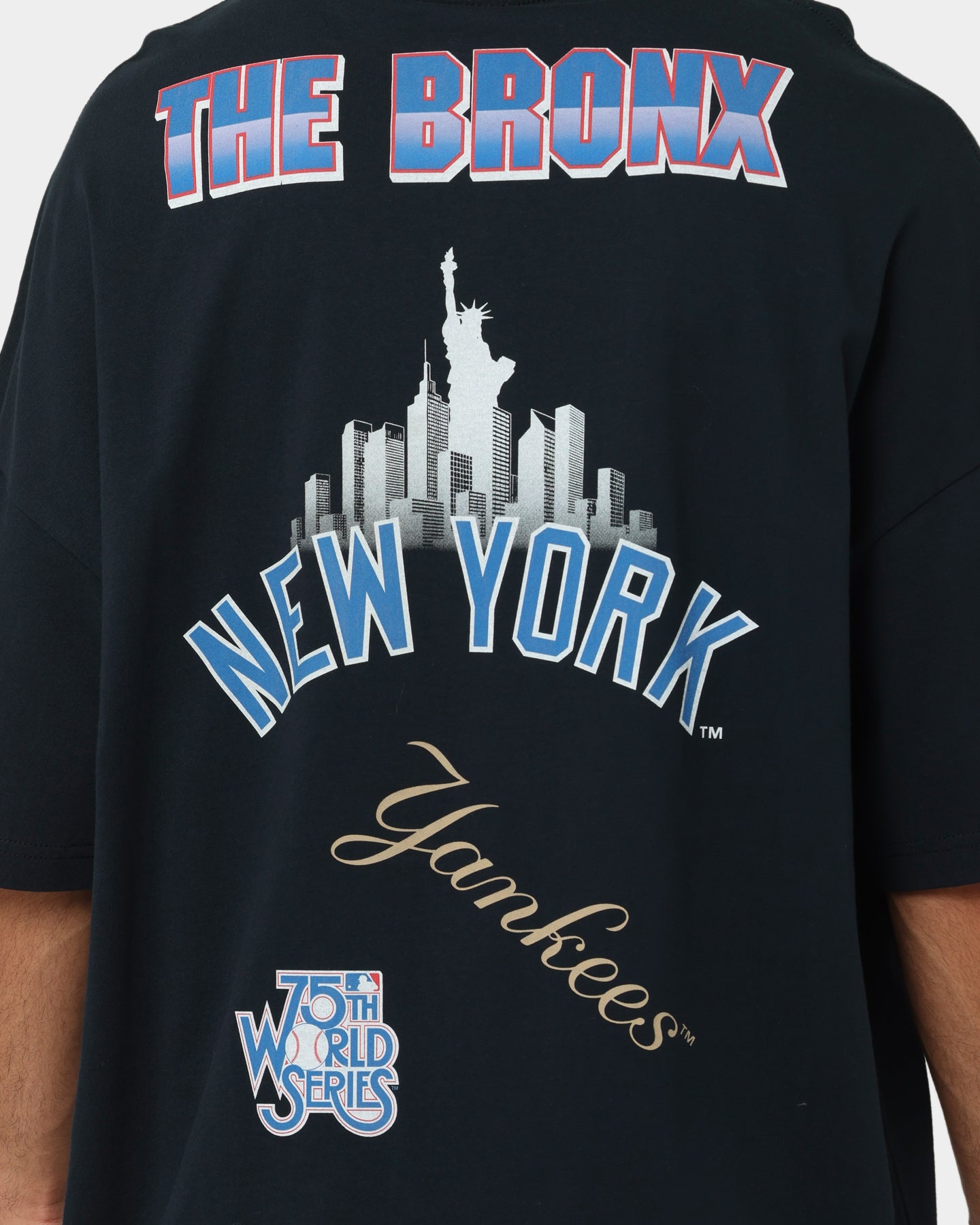 Majestic Athletic New York Yankees Puff Print Patch Oversized T
