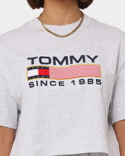 Tommy Jeans Women's TJW Oversized Cropped Modern Athletic T-Shirt Silver Grey Heather