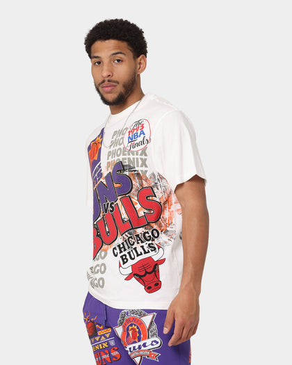Mitchell & Ness Phoenix Suns VS Chicago Bulls 1993 Finals Vintage T-Shirt Vintage White