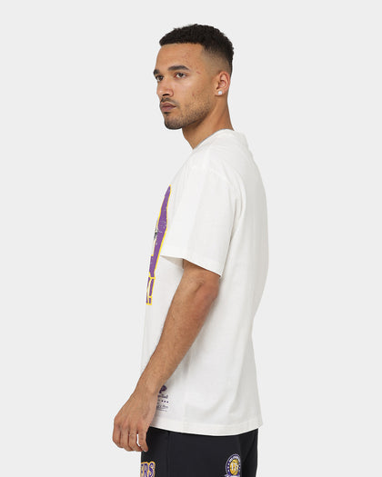 Mitchell & Ness Shaquille O'Neal Los Angeles Lakers Shaq Attack Vintage T-Shirt Vintage White