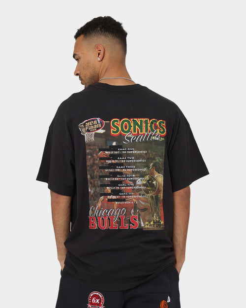 Mitchell & Ness Seattle Sonics VS Chicago Bulls 1996 Finals T-Shirt Faded Black
