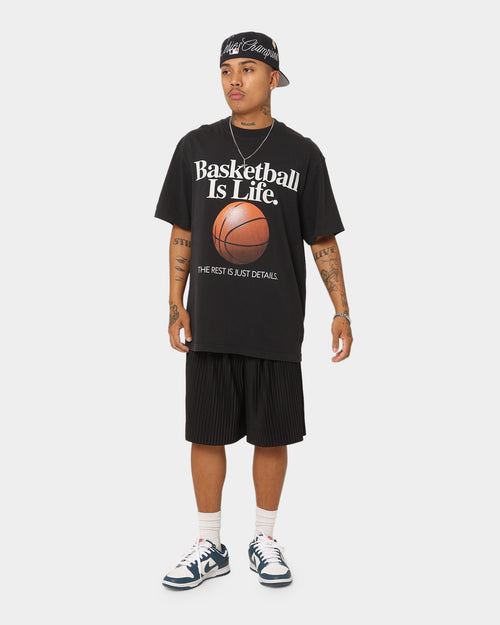 Mitchell & Ness Basketball Is Life T-Shirt Black