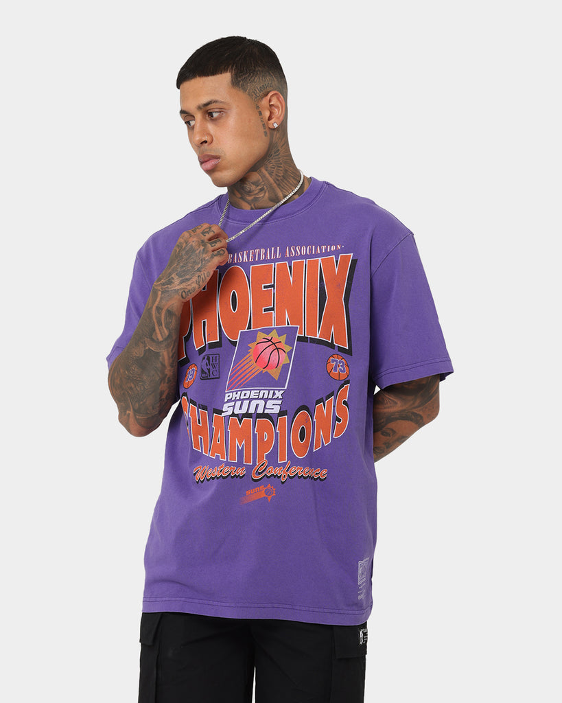Mitchell & Ness Men's T-Shirt - Purple - M