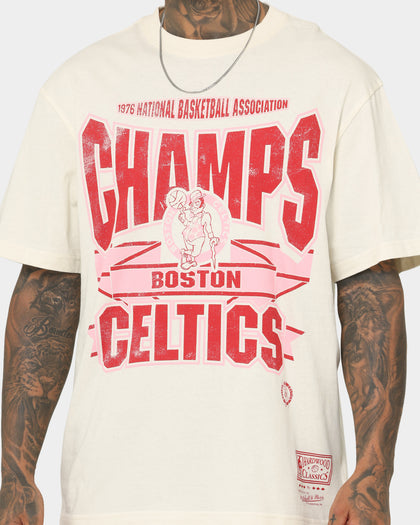 Mitchell & Ness Boston Celtics St Valentine's Day T-Shirt Unbleached