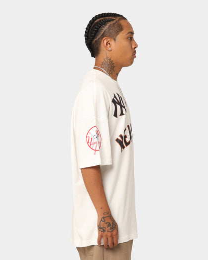 Majestic Athletic New York Yankees World Series Champs Graphic T-Shirt Vintage White