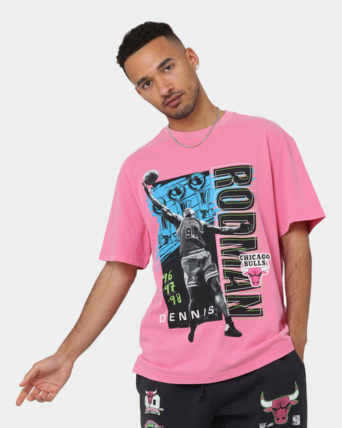 Mitchell & Ness Dennis Rodman Chicago Bulls Player Vibes T-Shirt Neon Pink