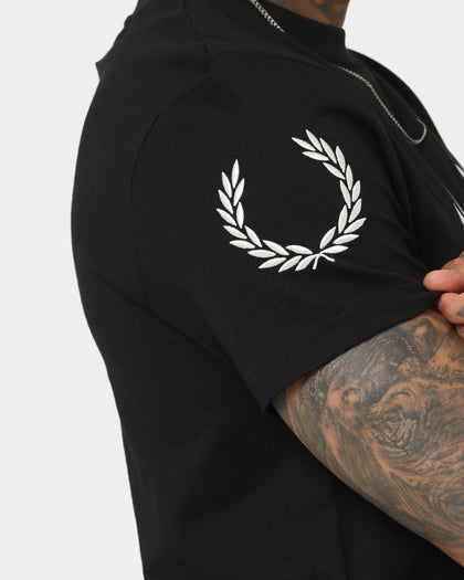 Fred Perry Badge Detail T-Shirt Black