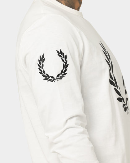 Fred Perry Badge Detail T-Shirt Snow White