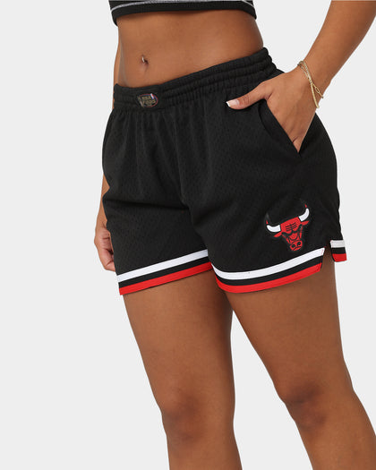 Mitchell & Ness Women's Chicago Bulls Jump Shot Shorts Black