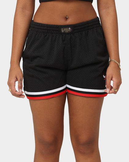 Mitchell & Ness Women's Chicago Bulls Jump Shot Shorts Black