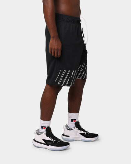 Under Armour Baseline Shorts Black/White