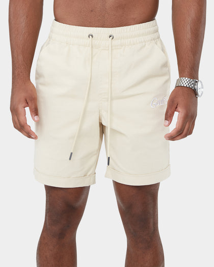Carre Volle Walk Short Stone
