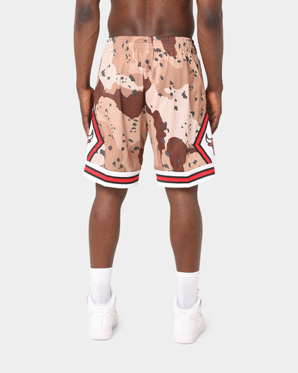 Mitchell & Ness Chicago Bulls Camo Ref Swingman Shorts Sand Camo