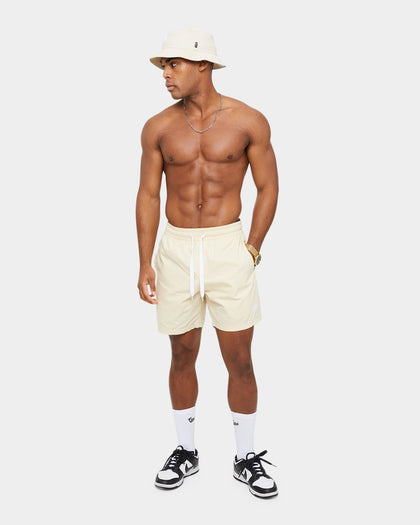 Carre Simplicite Slide Shorts Light Stone