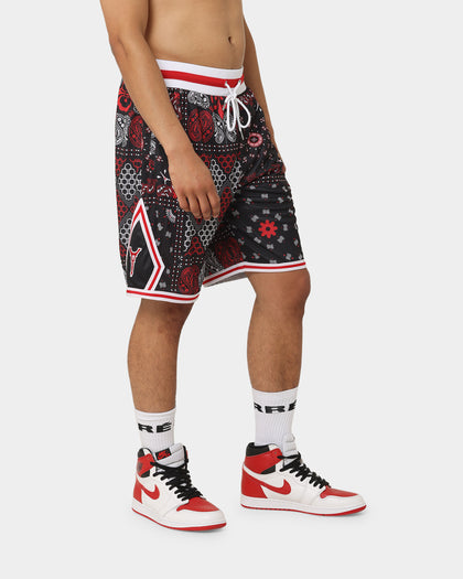 Carré Bandana Ultra Basketball Shorts Black/Red