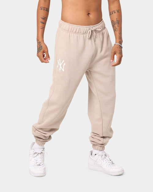 New Era New York Yankees Track Pants Khaki
