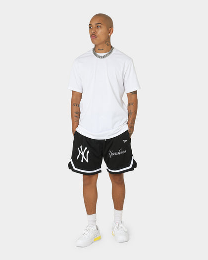New Era New York Yankees Striped Mesh Shorts Black