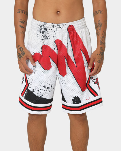 Mitchell & Ness Chicago Bulls Hyper Hoop Swingman Shorts White