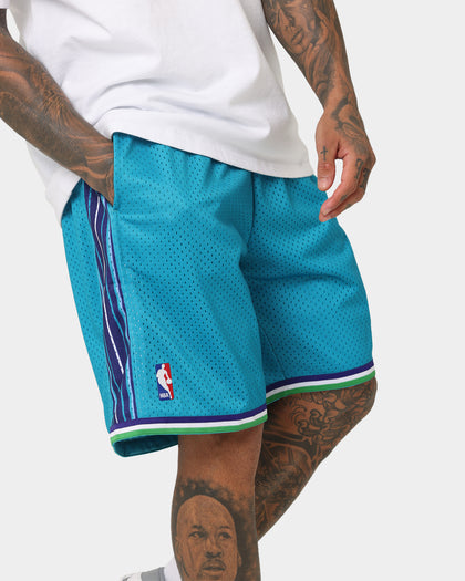 Mitchell & Ness Charlotte Hornets '99-00 Road Swing Shorts Teal