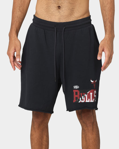 Mitchell & Ness Chicago Bulls Split Block Shorts Faded Black