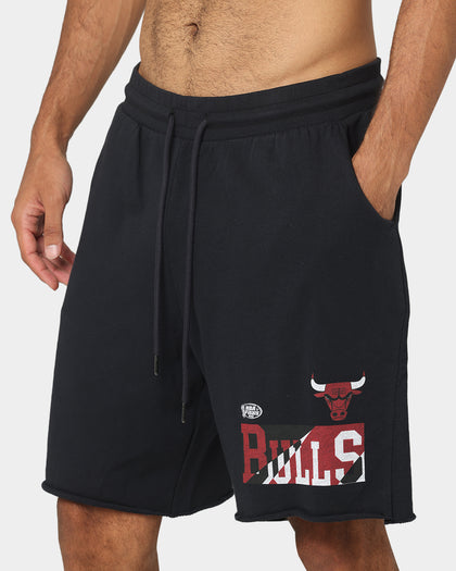 Mitchell & Ness Chicago Bulls Split Block Shorts Faded Black