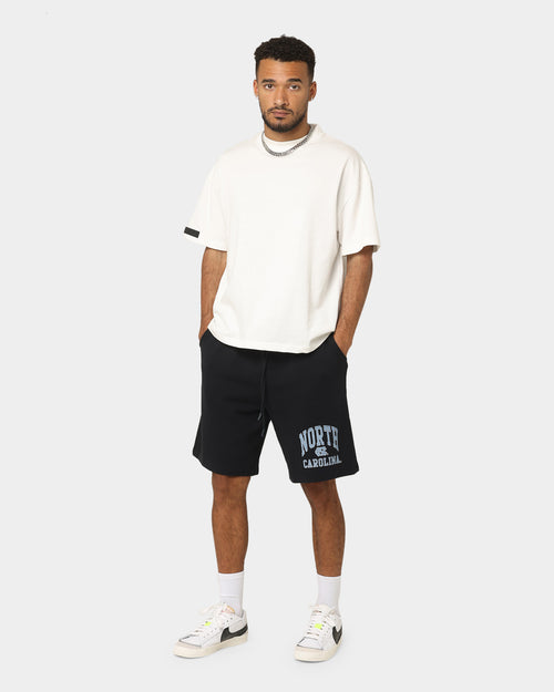 National Collegiate Athletic ASSC North Carolina Tar Heels Vintage Arch Short Washed Moonless