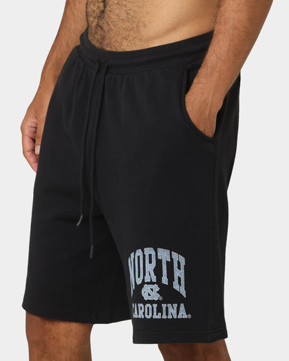 National Collegiate Athletic ASSC North Carolina Tar Heels Vintage Arch Short Washed Moonless