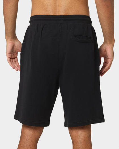 National Collegiate Athletic ASSC North Carolina Tar Heels Vintage Arch Short Washed Moonless