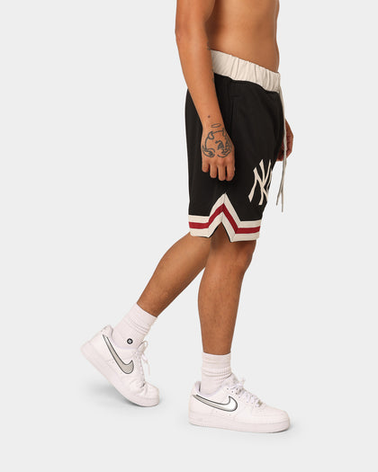 New Era New York Yankees Mesh Shorts Black/Cardinal